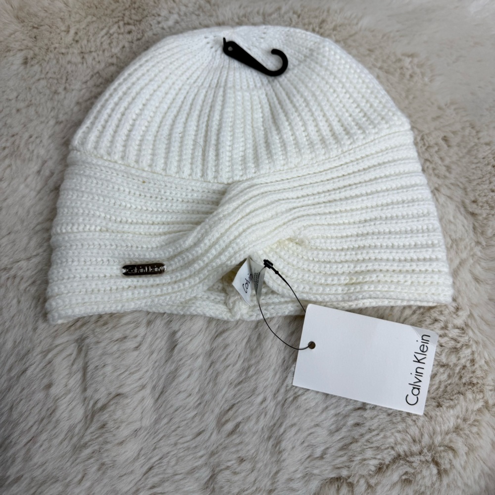 Calvin‎ Klein White Knit Women's Hat